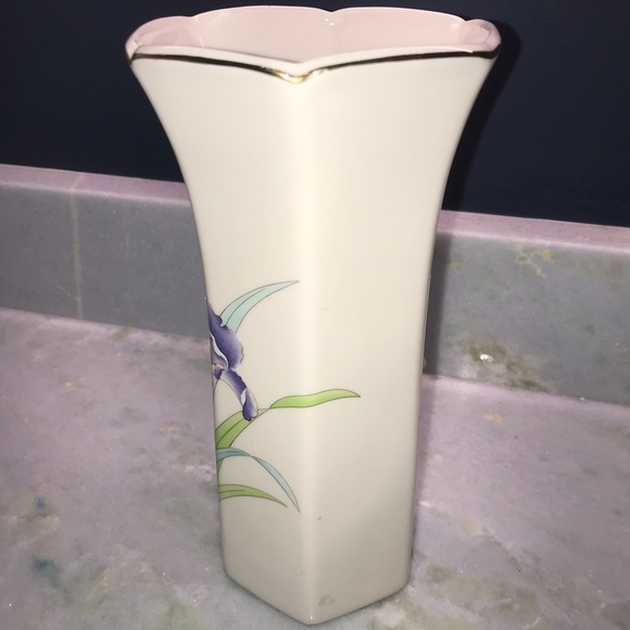 Otagiri Accents Vtg Japanese Iris Bouquet Vase By Otagiri Poshmark